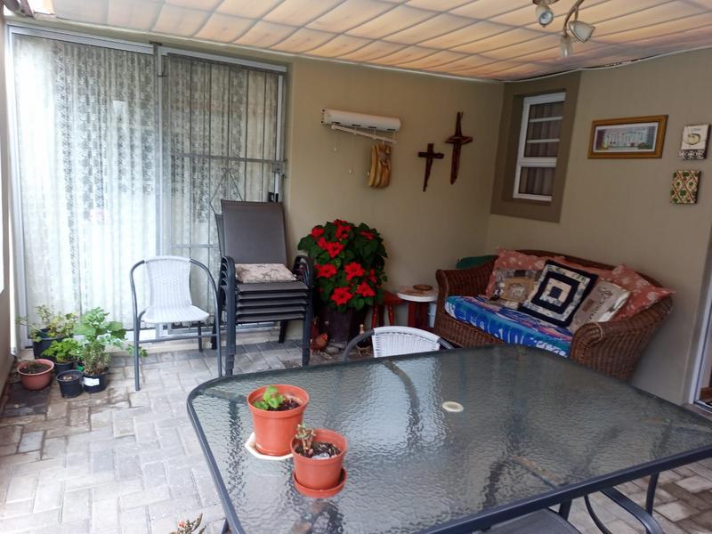 3 Bedroom Property for Sale in Franskraal Western Cape